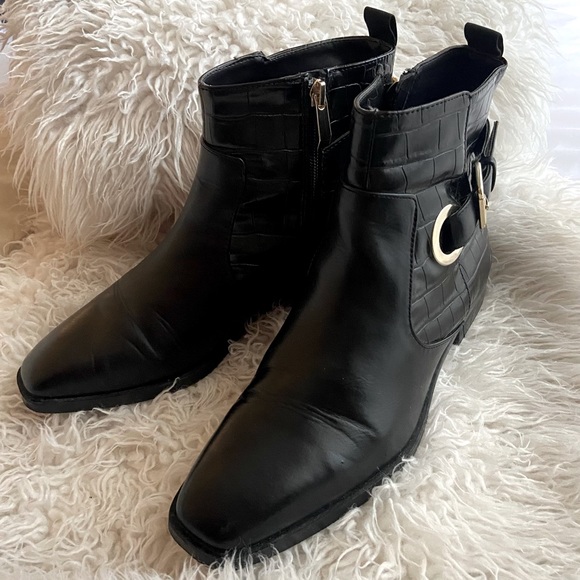 🚫SOLD🚫 ZARA boots - Picture 2 of 2